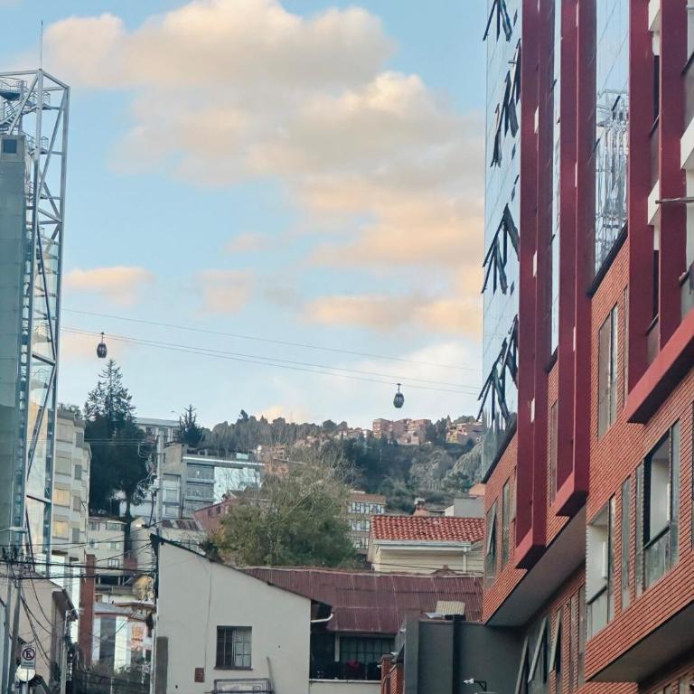 Luxury one bedroom apartment, high amenities - Two-Bedroom Apartment - 21