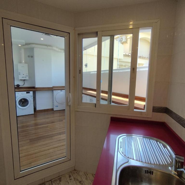 AlquilaEasy Costa Quebrada - Three-Bedroom Apartment - 7