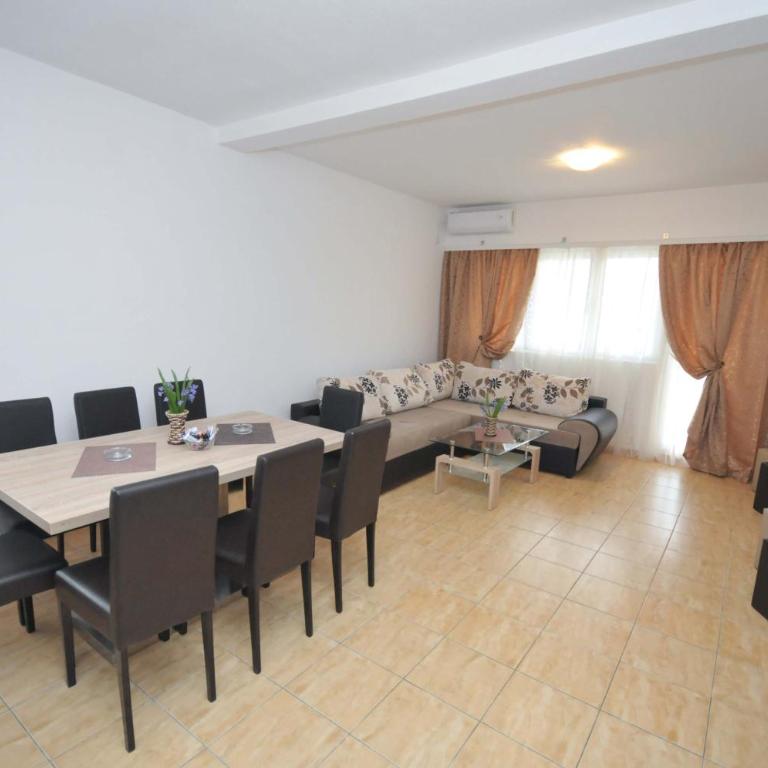 Apartments Nedovic-Jaz - Four-Bedroom Apartment - 9