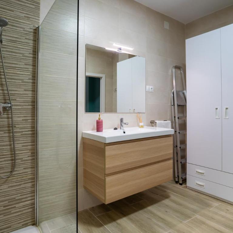 Centrico y Acogedor Playa a Solo 3 Minutos - Apartamento Estudio - 9