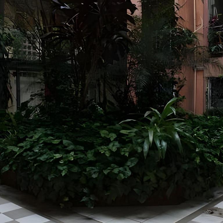 Hermoso Dúplex en San Cristóbal, Buenos Aires - Cama en dormitorio masculino compartido - 23