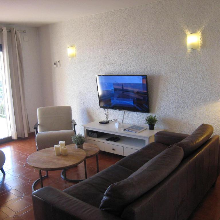 Casa en esquina con piscina privada en L'Estartit - ES-323-63 - Vacation Home - 23