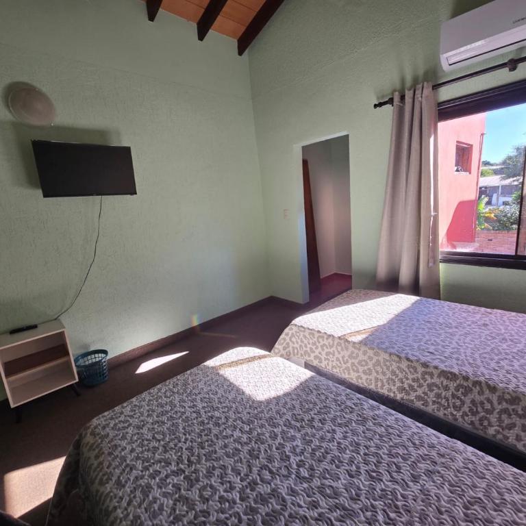 Posada-Hotel El Remanso - Family Room with Private Bathroom - 3