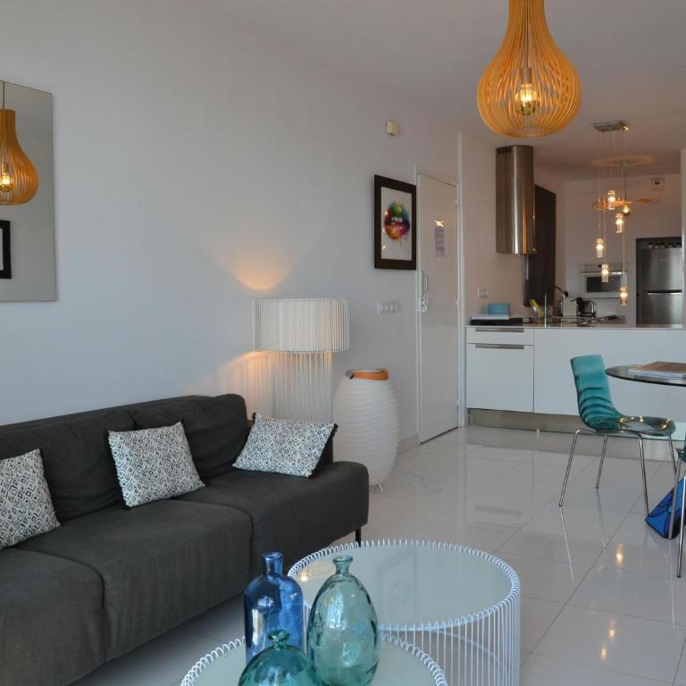 Apartamento Moderno con Terraza y Parking en L'Estartit Centro - ES-323-68 - Apartment - 20