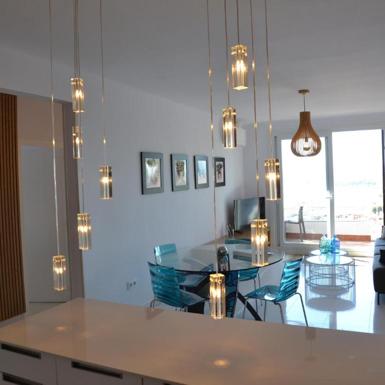 Apartamento Moderno con Terraza y Parking en L'Estartit Centro - ES-323-68 - Apartment - 21