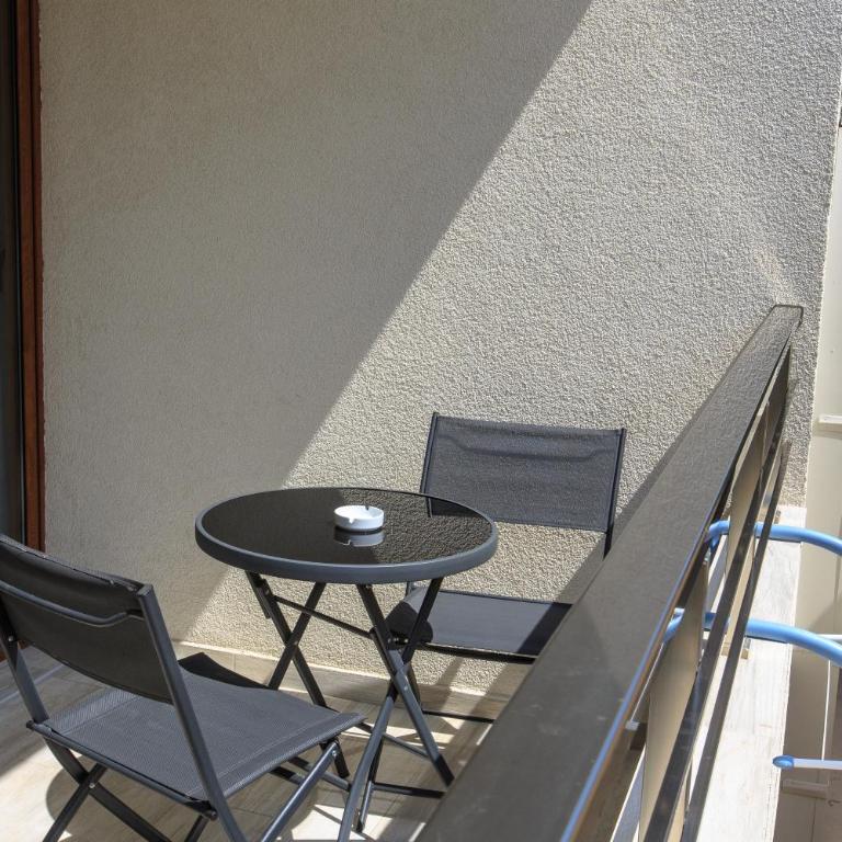 Apartments Matkovic Lux - Studio with Terrace - 13