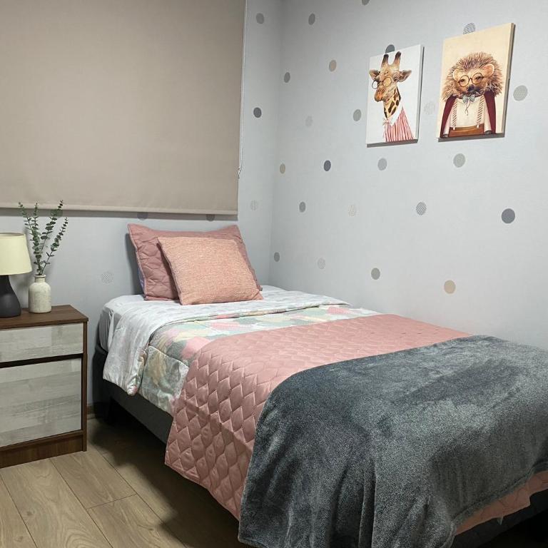 Depto 2 Dormitorios, cercano a metros, malls, clínicas, supermercados y servicios - Apartamento de 2 dormitorios - 17