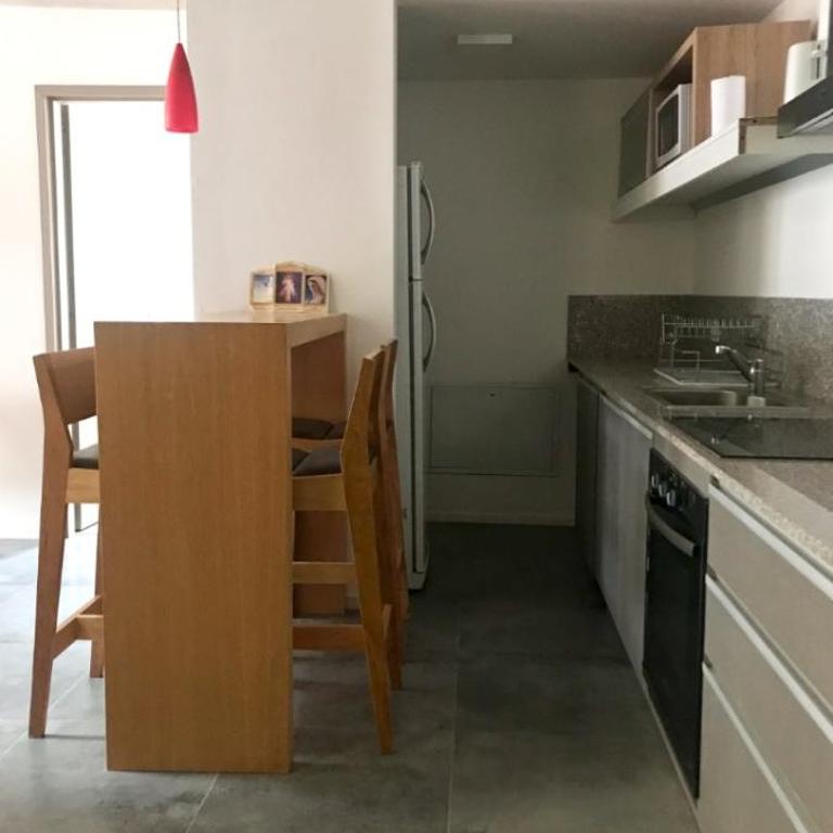 Depto con parrilla y pileta - Apartamento de 2 dormitorios - 8