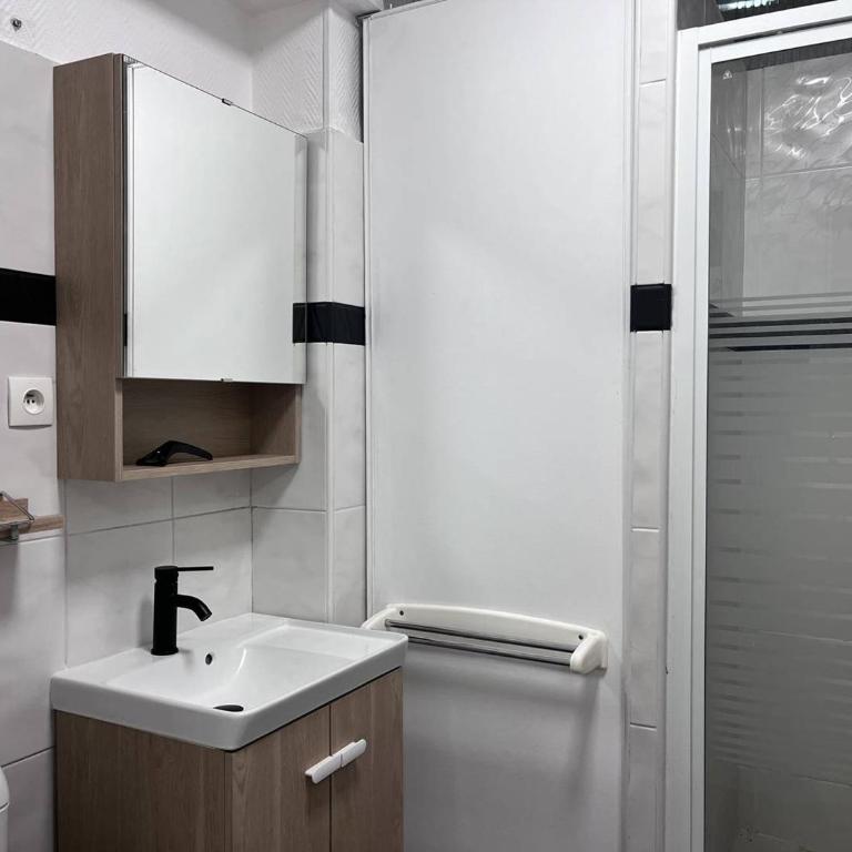 Rénové, balcon, centre Cauterets - FR-1-812-140 - Appartement - 4