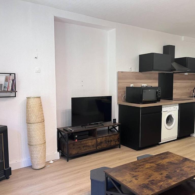 Rénové, balcon, centre Cauterets - FR-1-812-140 - Appartement - 6
