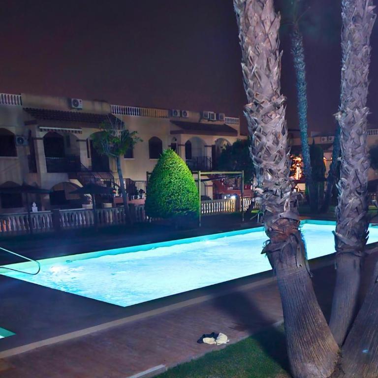 Apartamento Vista Nova: Urbanización con Piscina - Apartamento con terraza - 12