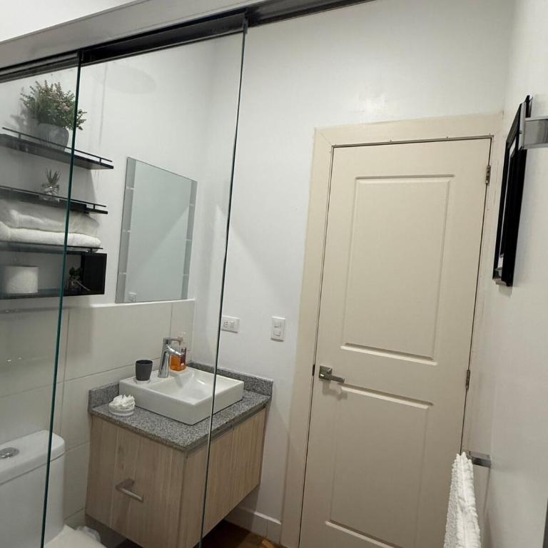 Luxury Suite at Cumbaya Park - One-Bedroom Apartment - 11