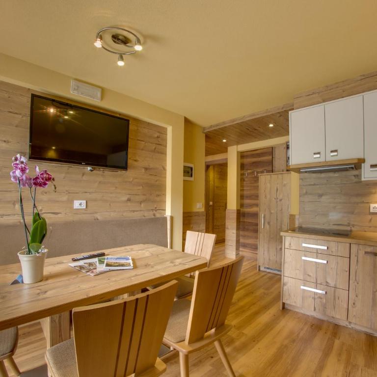 Ferienwohnung & Spa Access Zimmerhofer - Apartment mit 2 Schlafzimmern und Balkon - 7