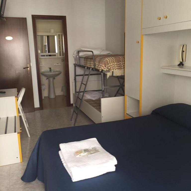 Hotel Malibran - Quadruple Room - 12