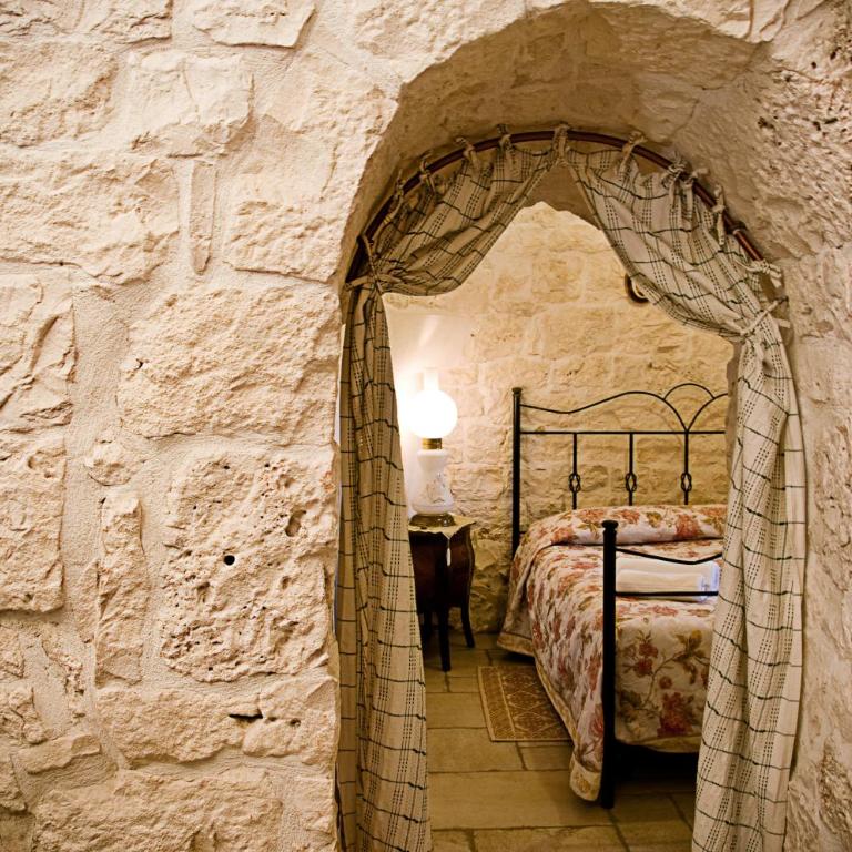 Trulli Il Castagno - Casa Trullo con 2 Camere da Letto e Vista Giardino - 12