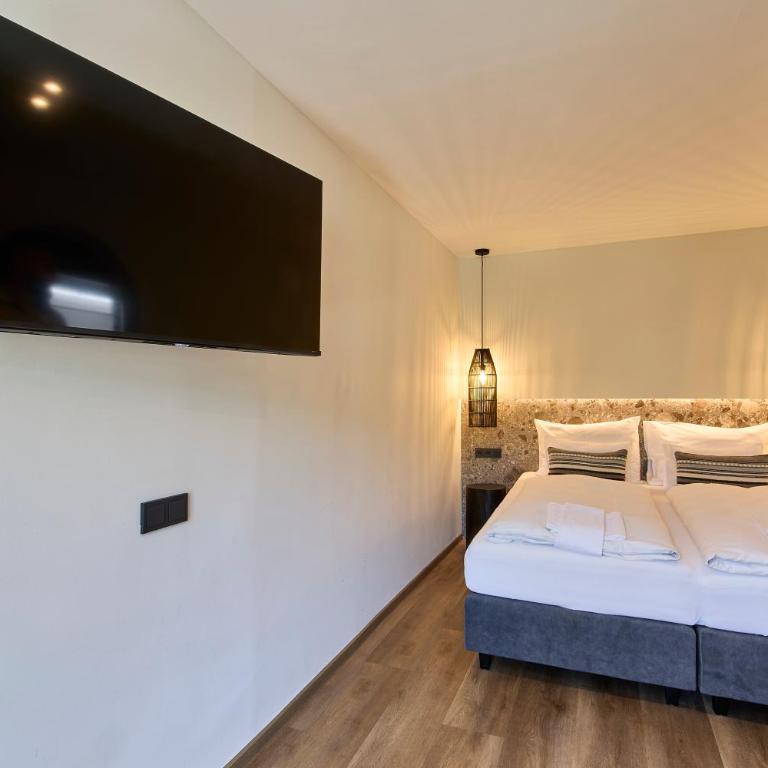 The Poolhouse Boutique Lodge - Studio mit Balkon - 3