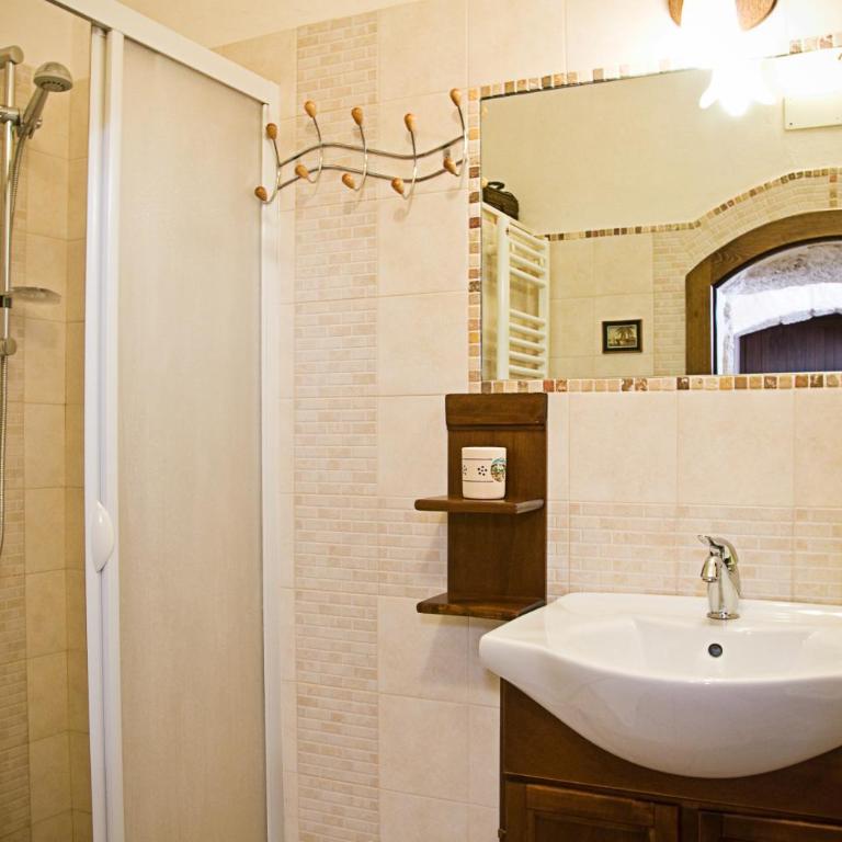 Trulli Il Castagno - Casa Trullo con 2 Camere da Letto e Vista Piscina - 15
