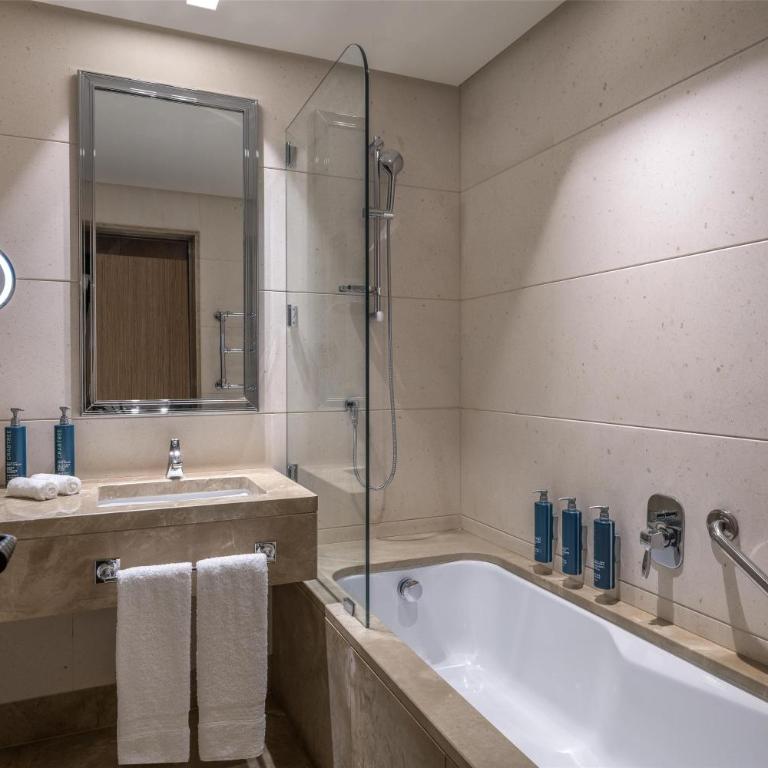 Hilton Turin Centre - Camera King - 2