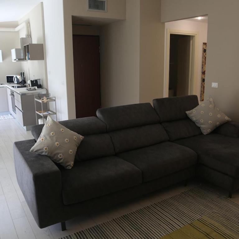 A Casa di Lilly - Appartamento con 2 Camere da Letto - 8