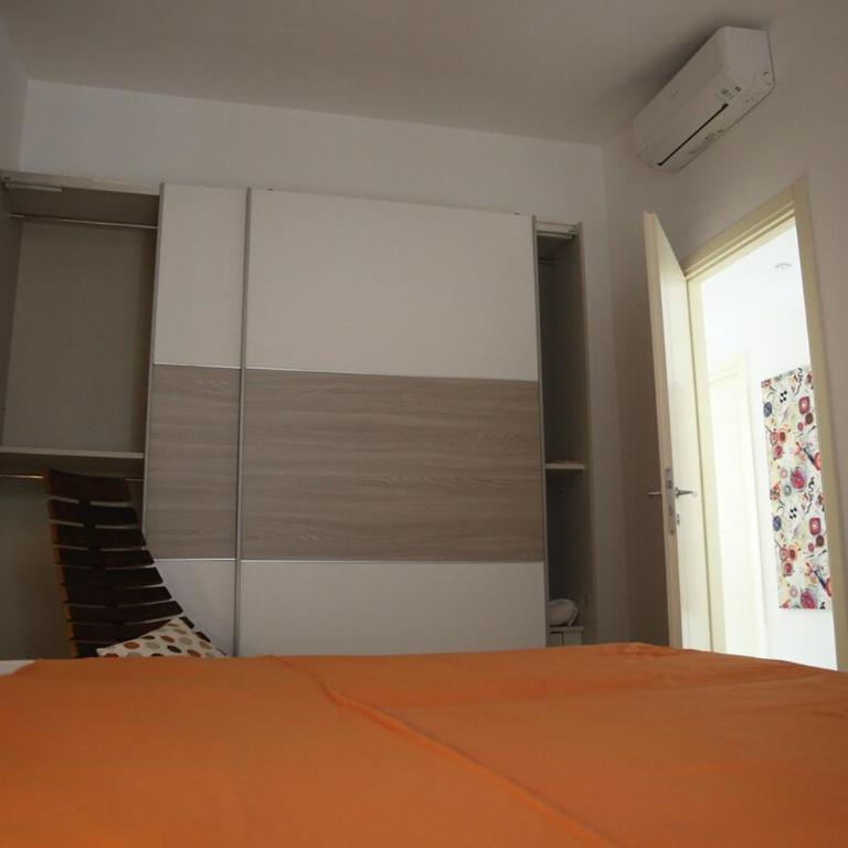 A Casa di Lilly - Appartamento con 2 Camere da Letto - 12