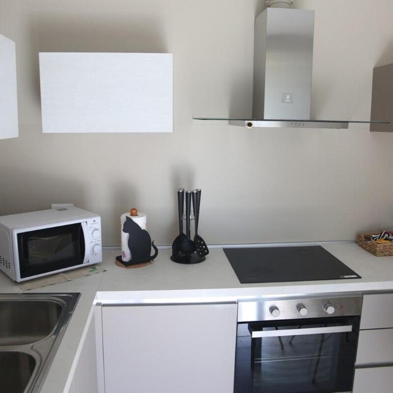 A Casa di Lilly - Appartamento con 2 Camere da Letto - 16