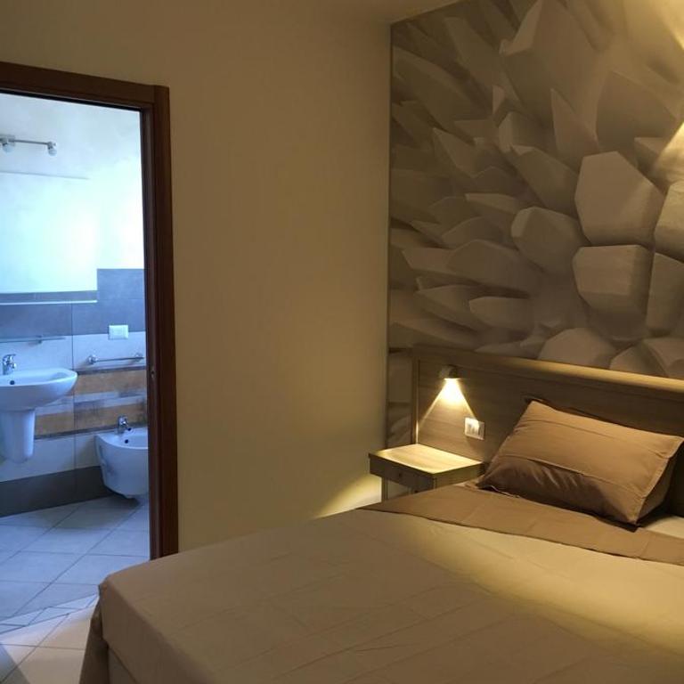 La Piazzetta Guest House - Camera Matrimoniale/Doppia con Letti Singoli con Bagno Privato - 7