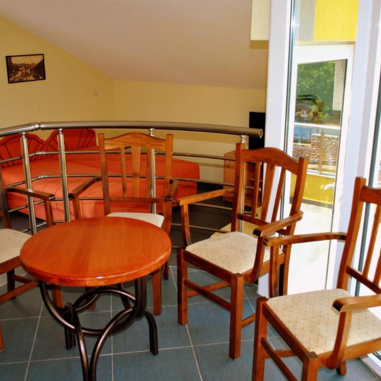 Crypto House G - Apartment with Sea View - 15