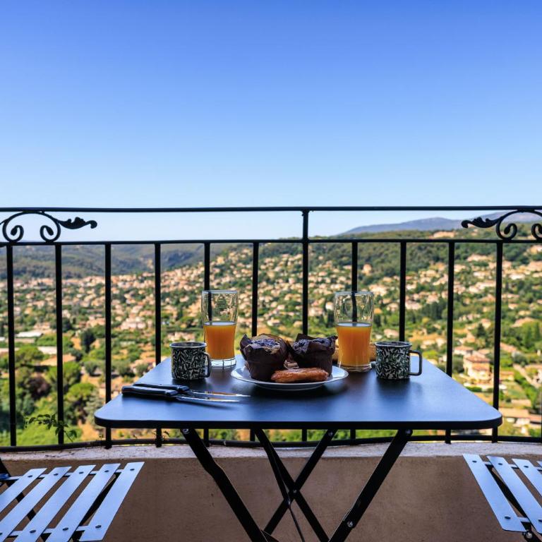 Apt Cocteau - Appartement 2 Chambres avec Terrasse - 1