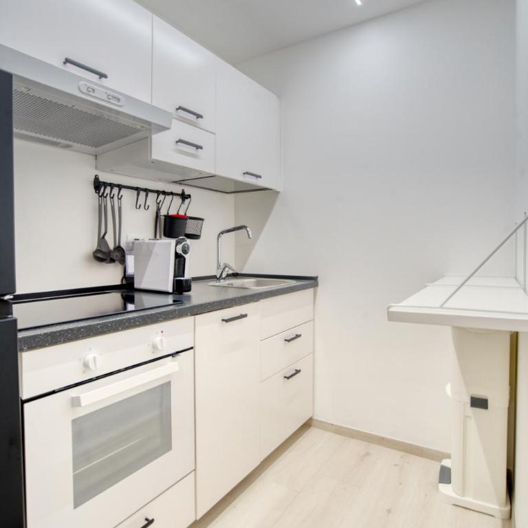 Hostmate - Milano - Suzzani - Bicocca - Appartamento con 1 Camera da Letto - 2