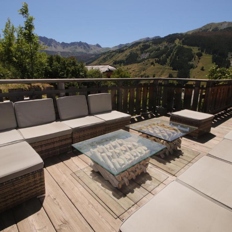 Chalet le Chantelevent for 24 Guests - Slope Views, Pool & Jacuzzi - Chalet - 51