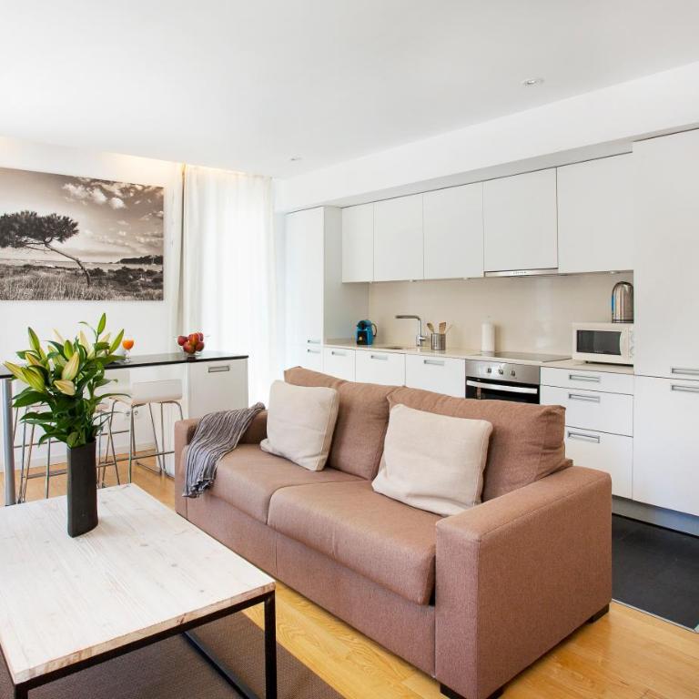 Durlet Beach Apartments - One-Bedroom Apartment - 6