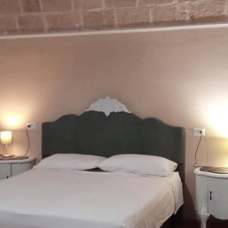 Palazzo Saraceno apartments-Antico Rifugio - One-Bedroom Apartment with Terrace - 9