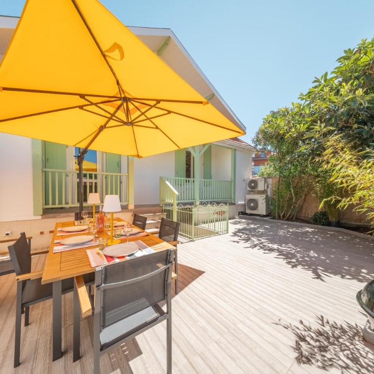 Villa Amamary - 300 m de la plage - Three-Bedroom House - 10
