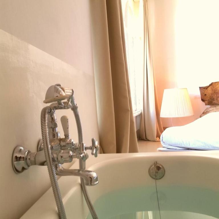 B&B A Piazza del Gesù - Camera Matrimoniale Deluxe con 1 Letto Supplementare - 12