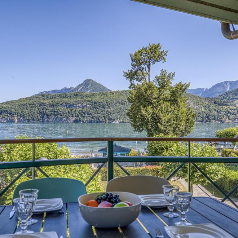 La plage privee du lac - Appartement - Vue sur Mer - 3