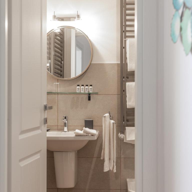 Hotel Vis à Vis - Appartamento con 1 Camera da Letto - Dependance - 4