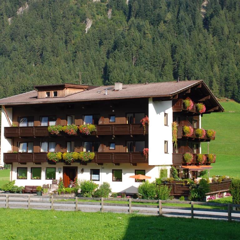 Apart-Garni Alpevita - Doppelzimmer mit Bergblick - 5