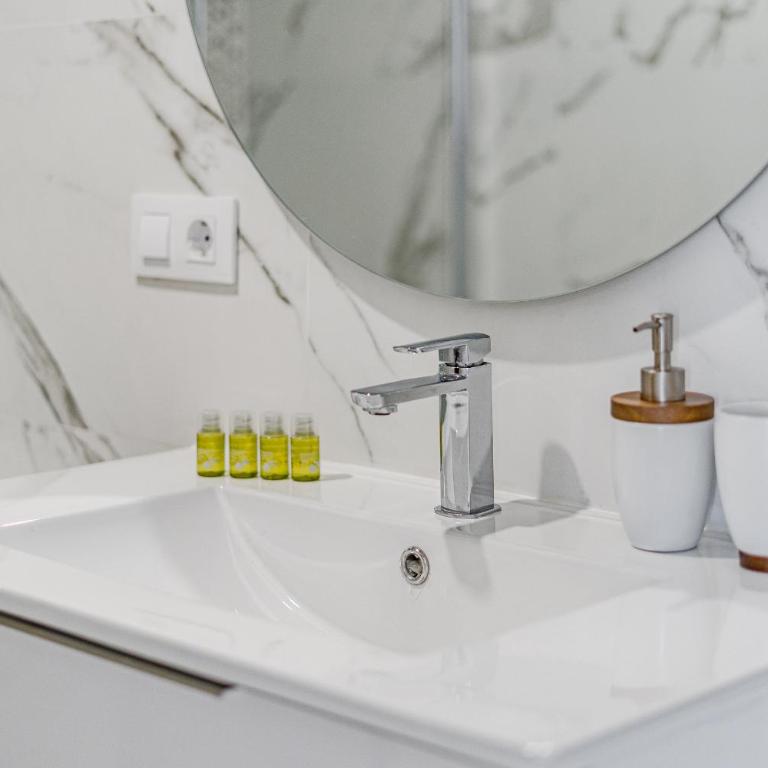 2 BDR Charming Stay in Los Cristianos - Apartamento de 2 dormitorios con vistas a la piscina - 5