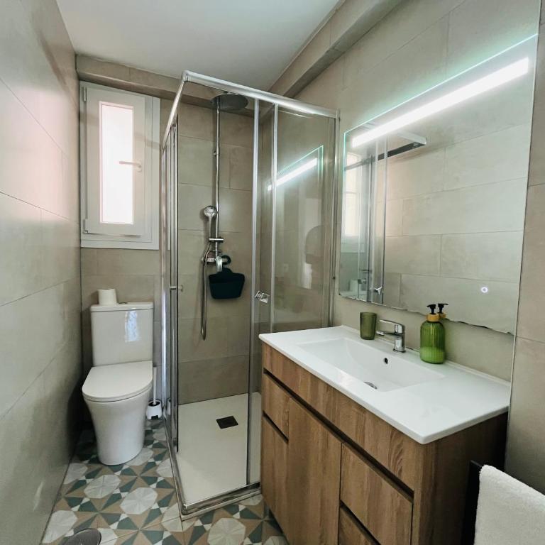 Bueno, bonito y barato - Apartment with Balcony - 9