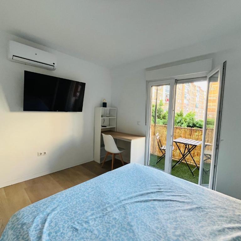 Bueno, bonito y barato - Apartment with Balcony - 2