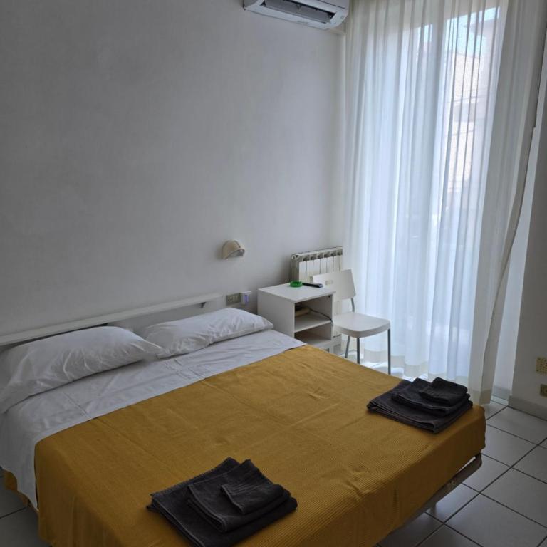 Hotel Annarita-mezza pensione plus- spiaggia inclusa - Camera Matrimoniale con Accesso Spiaggia - 6