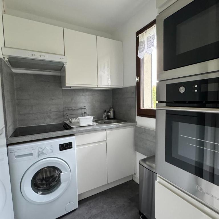Modern apartment with direct beach access - Appartement - 4