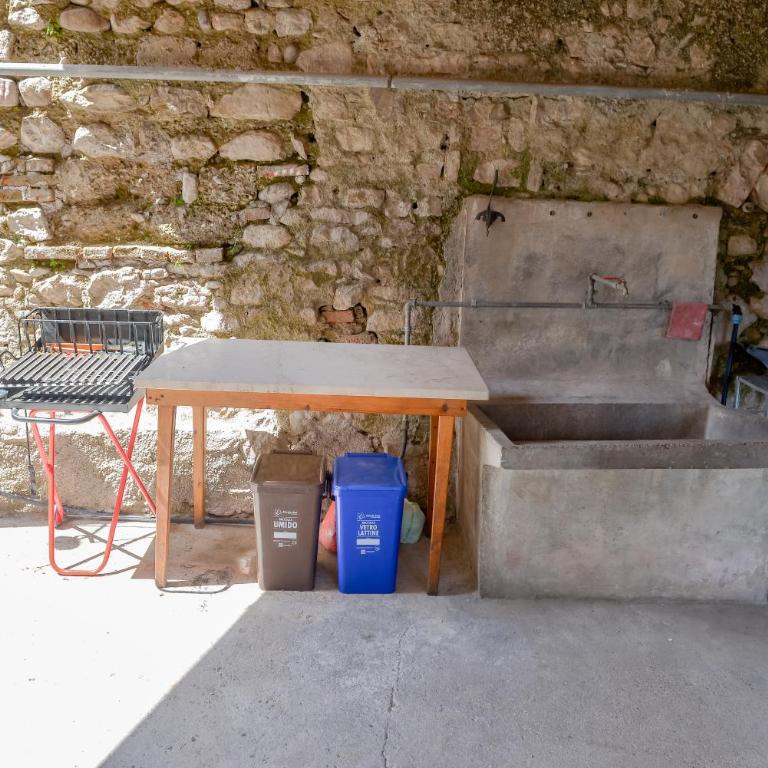 Ines Lake Garden - with private parking & garden - Appartamento Deluxe - 39