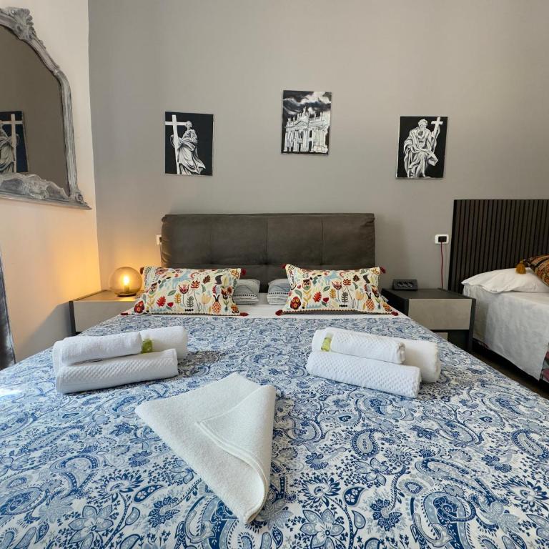 Gate 40 Roma - Quadruple Room with Private Bathroom - 19