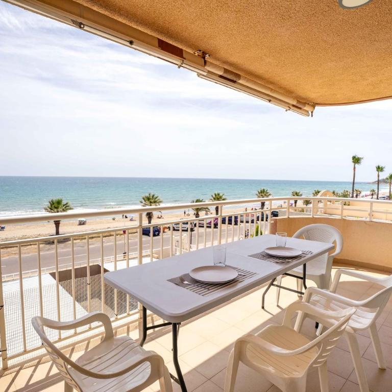 Galicia Vidaber Primera Línea - Apartamento de 3 dormitorios con vistas al mar - 1