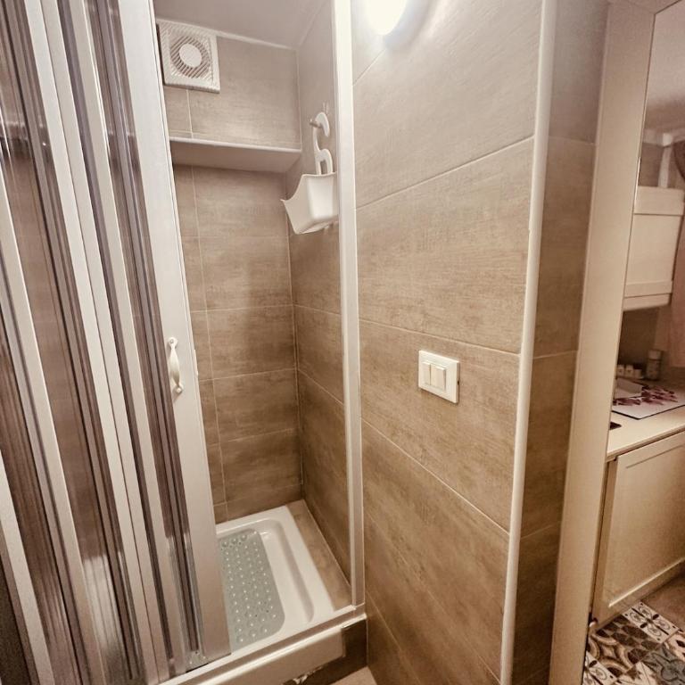 Binario 1 - Affitti Brevi Italia - One-Bedroom Apartment - 4