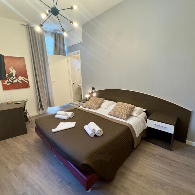 Gate 40 Roma - Double Room with Private Internal Bathroom - 32