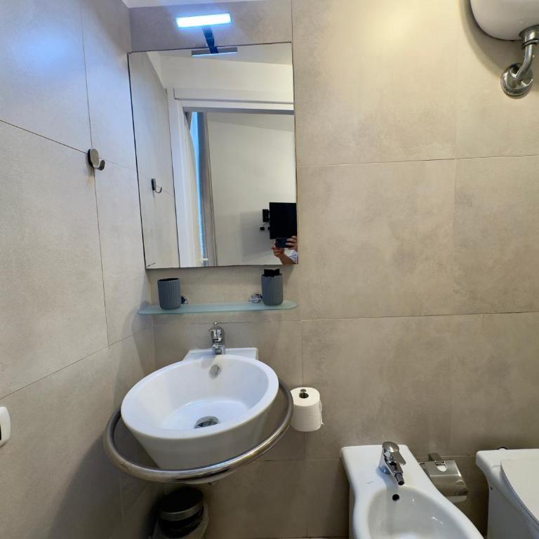 Gate 40 Roma - Double Room with Private Internal Bathroom - 30