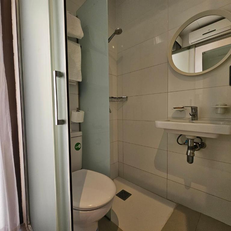 Hotel Palermo - Habitación Doble con baño privado - 5
