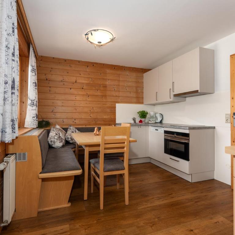 Wellnesshaus Reichelt - Apartment mit 1 Schlafzimmer - 2